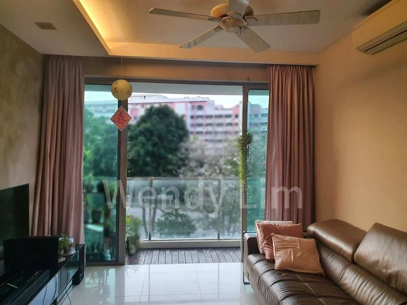 3 Bed Condo for Rent in  The Quartz - Image 3