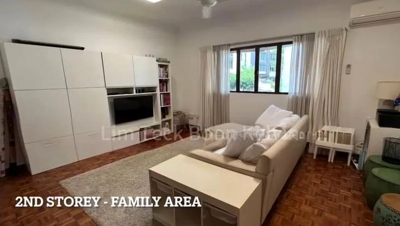 5 Bed Semi-Detached House (Landed) for Rent in  Regent Villas - Image 3