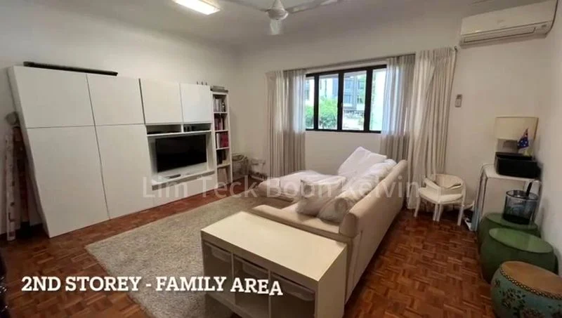 5 Bed Semi-Detached House (Landed) for Rent in  Regent Villas - Image 6