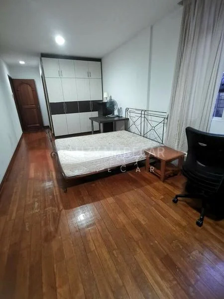 Master Room (Landed) for Rent in  Telok Kurau Road - Image 10