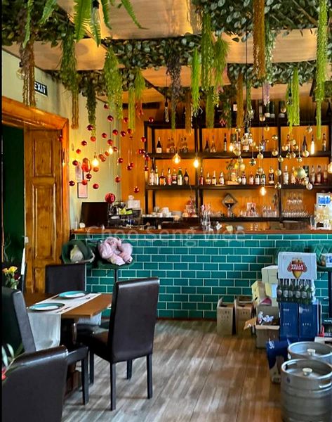 Food & Beverage for Rent: Prime Ground Floor CBD F&B Shop - Image 1