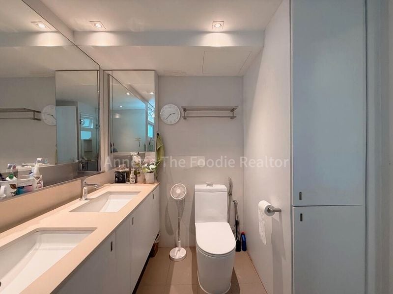 4 Bed Apartment (Condo) for Sale in  The Warren - Image 5