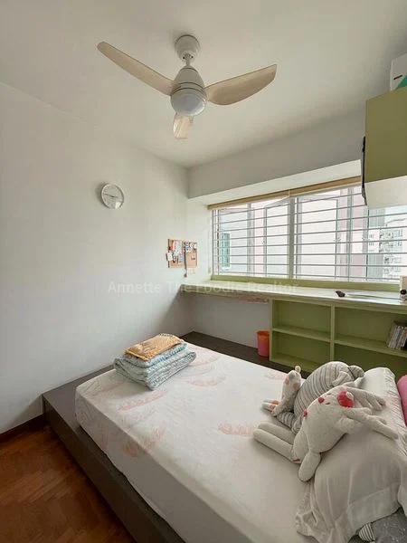 4 Bed Apartment (Condo) for Sale in  The Warren - Image 8