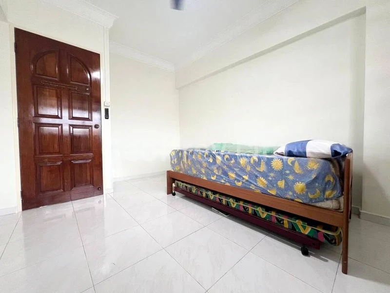 4 Room (4NG) HDB for Rent in 327 Sembawang Crescent - Image 3