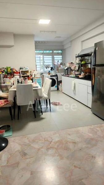 4 Room (4A) HDB for Rent in  487 Pasir Ris Drive 4 - Image 2