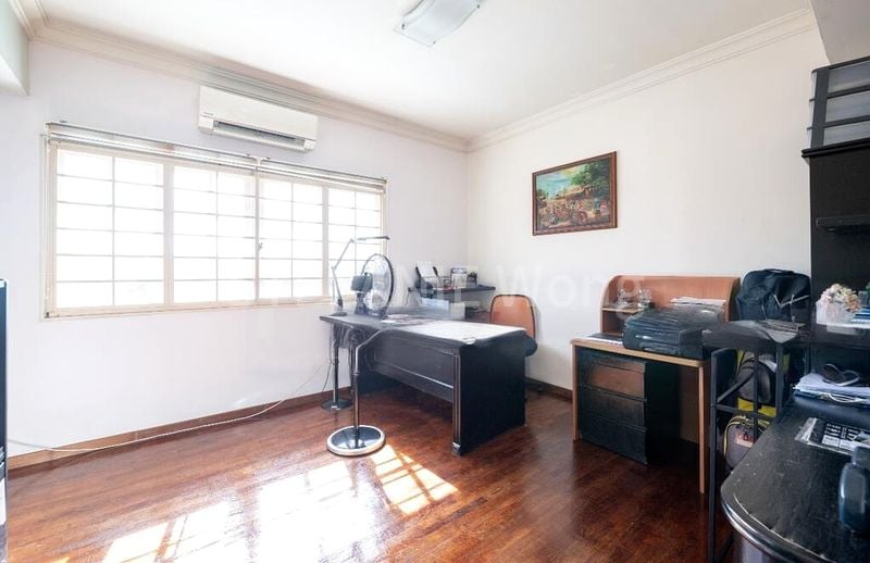 5 Bed Corner Terrace (Landed) for Sale in Palm Haven - Image 6