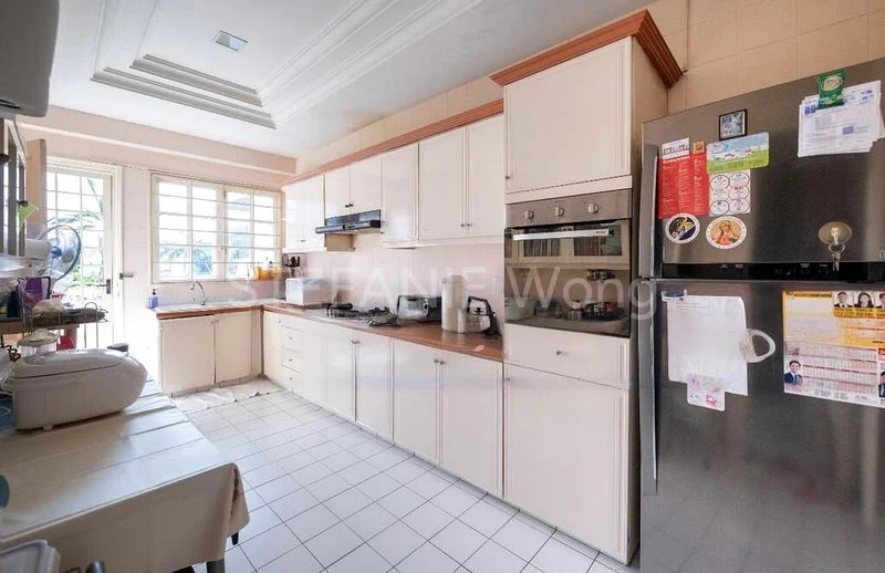 5 Bed Corner Terrace (Landed) for Sale in Palm Haven - Image 5