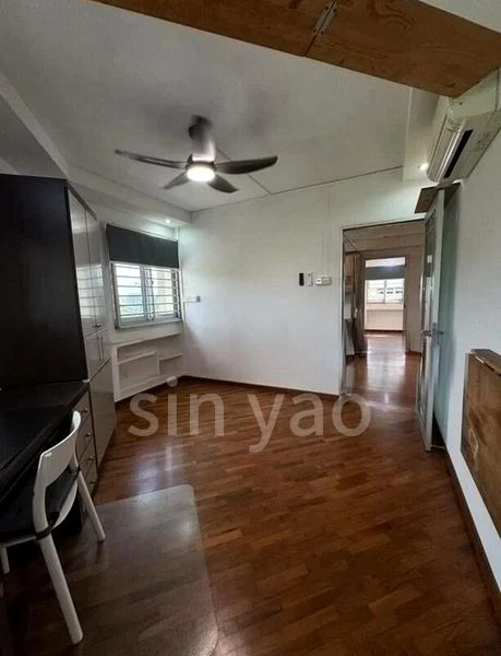 Executive HDB for Rent in  402 Bukit Batok West Avenue 7 - Image 5