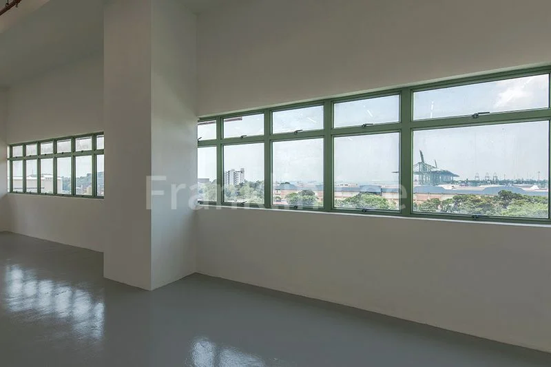 Light Industrial (B1) for Rent in  Harbourside Building 2 - Image 7