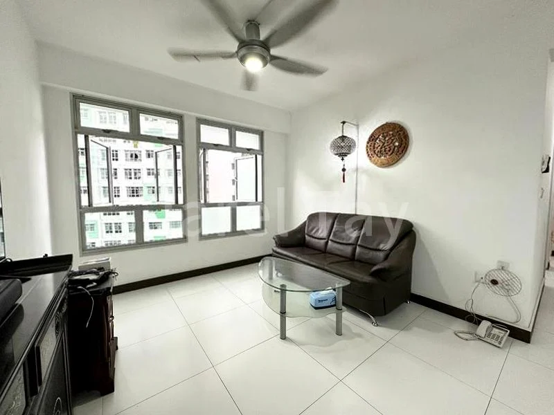 4 Room (4A) HDB for Rent in  414B Fernvale Link - Image 2