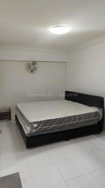 5 Room (5I) HDB for Rent in  144 Lorong 2 Toa Payoh - Image 6