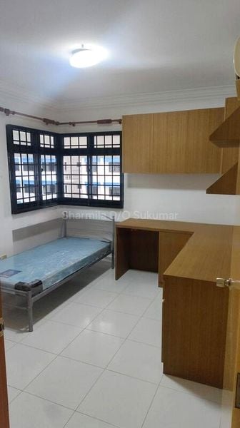 5 Room (5I) HDB for Rent in  144 Lorong 2 Toa Payoh - Image 8
