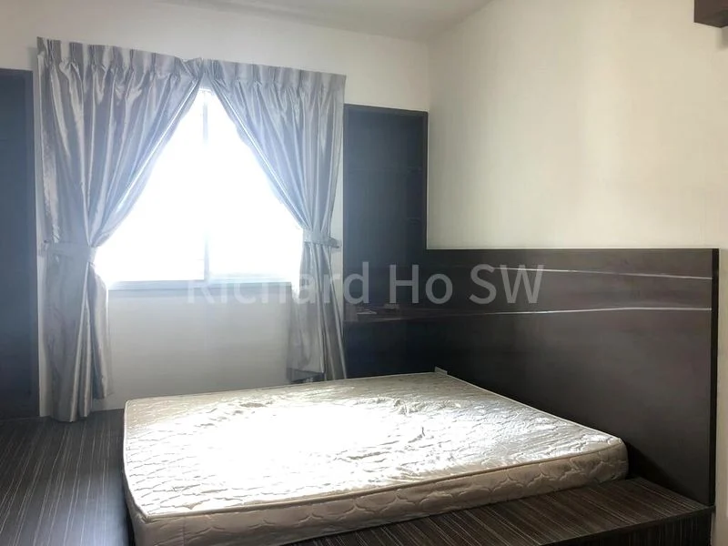 5 Room (5I) HDB for Rent in  174A Edgedale Plains - Image 9
