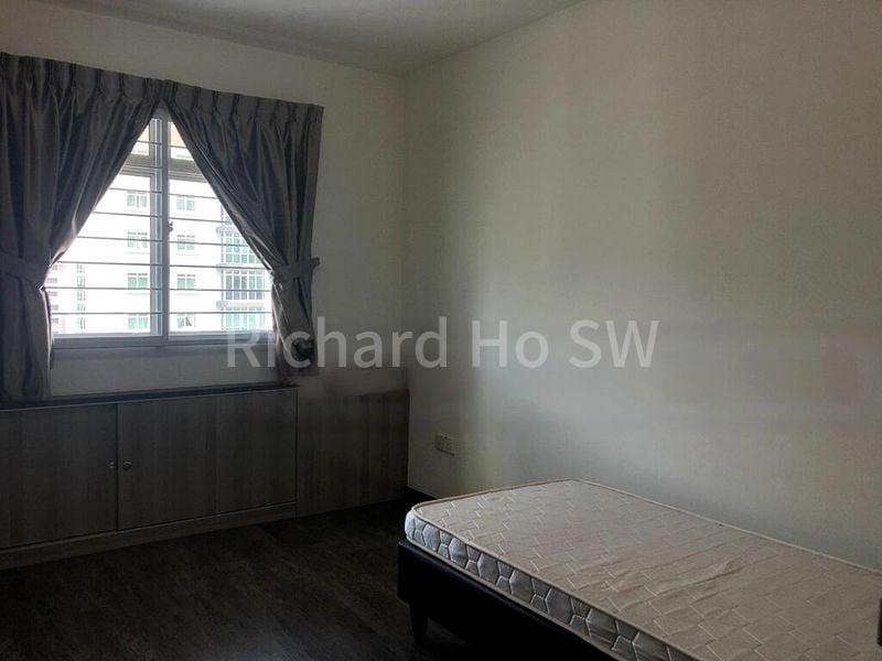 5 Room (5I) HDB for Rent in  174A Edgedale Plains - Image 7