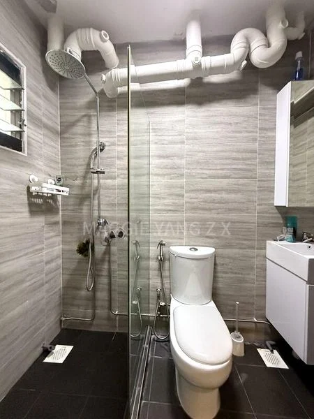 4 Room (4A) HDB for Sale in  954 Hougang Avenue 9 - Image 9