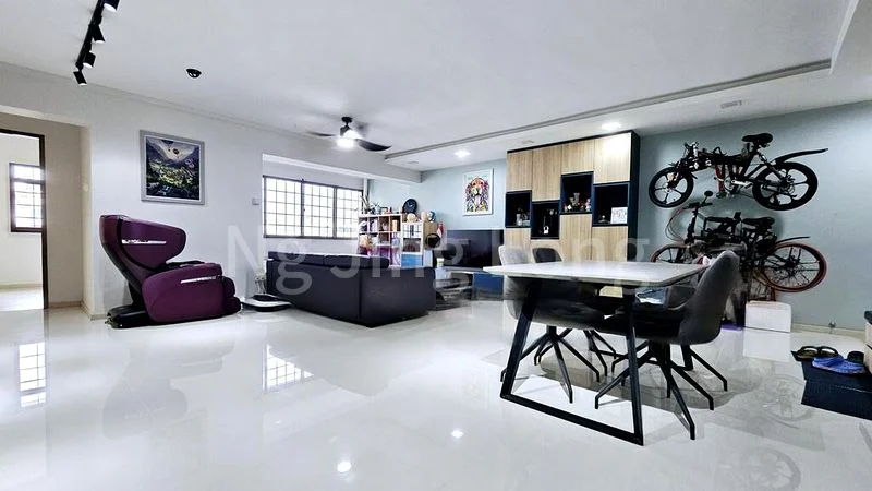 5 Room (5I) HDB for Sale in  206C Compassvale Lane - Image 2