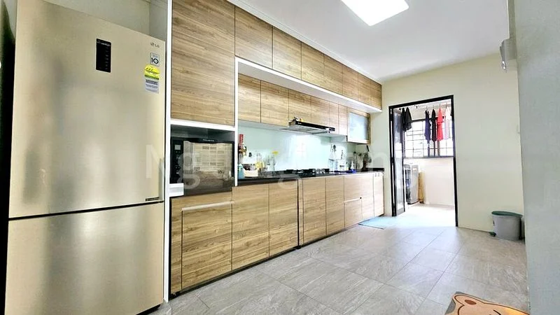 5 Room (5I) HDB for Sale in  206C Compassvale Lane - Image 3