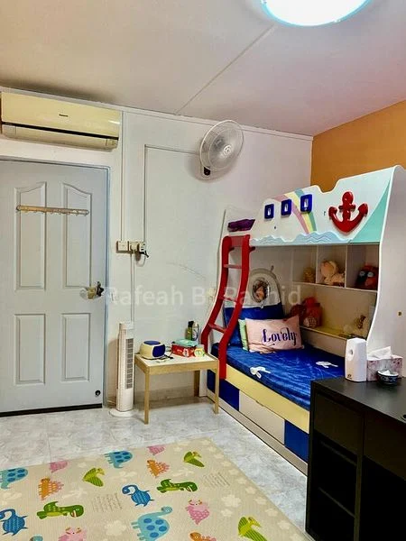 Room (HDB) for Rent in  539 Bukit Batok Street 52 - Image 4