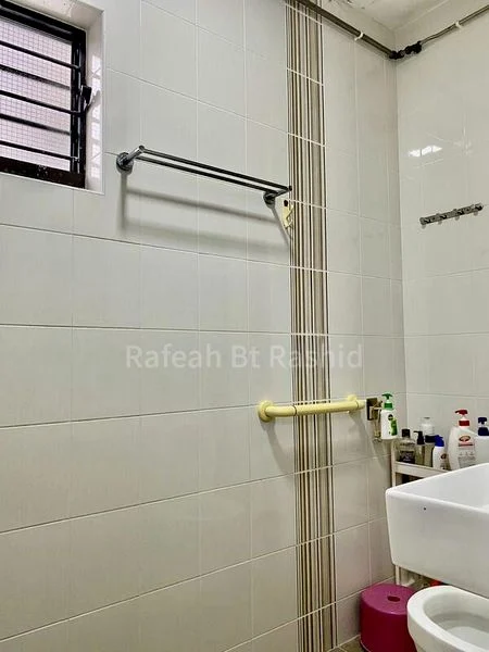 Room (HDB) for Rent in  539 Bukit Batok Street 52 - Image 3
