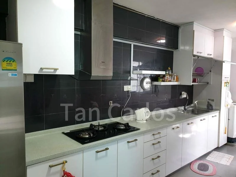 5 Room (5I) HDB for Rent in  201D Compassvale Drive - Image 2