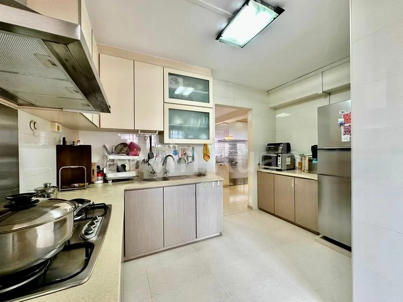 5 Room (5I) HDB for Sale in  748 Pasir Ris Street 71 - Image 3