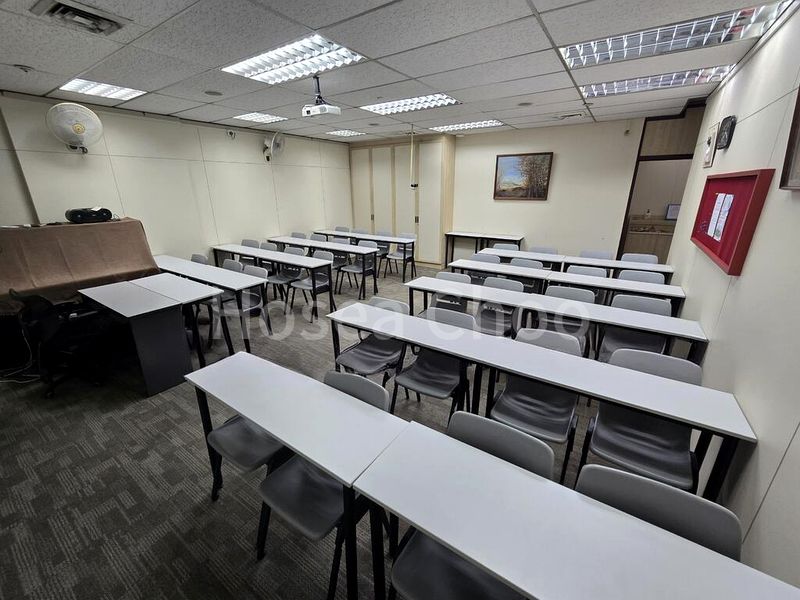 Office for Rent: Midland House - Image 7