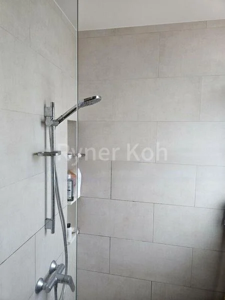 1 Bed Condo for Rent in  The Glades - Image 2