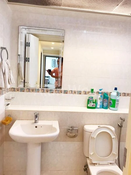 5 Room (5I) HDB for Sale in 386 Bukit Batok West Avenue 5 - Image 1