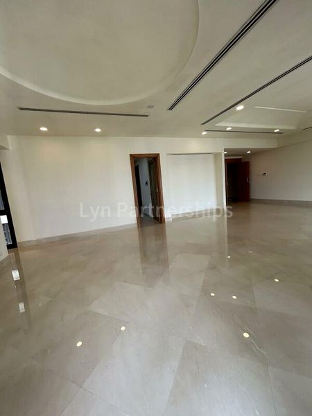 4 Bed Condo for Rent in  Ardmore Park - Image 12