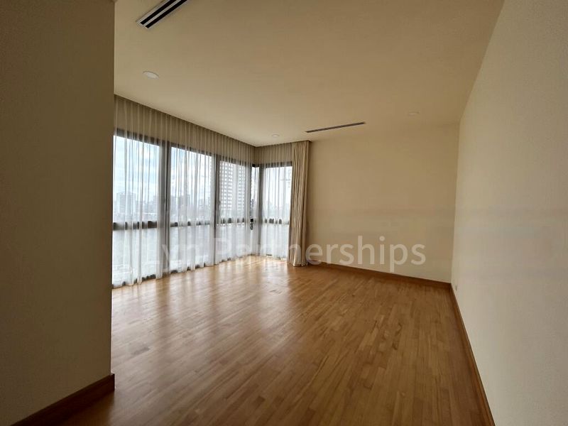 4 Bed Condo for Rent in  Ardmore Park - Image 8