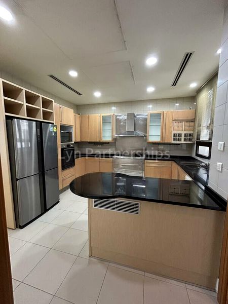 4 Bed Condo for Rent in  Ardmore Park - Image 10