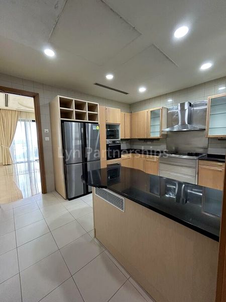 4 Bed Condo for Rent in  Ardmore Park - Image 9