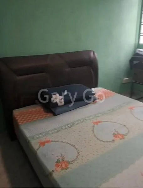 Common Room (HDB) for Rent in  219 Serangoon Avenue 4 - Image 7