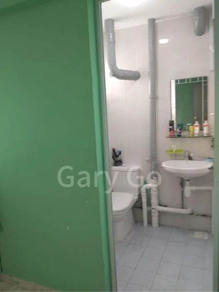 Common Room (HDB) for Rent in  219 Serangoon Avenue 4 - Image 2