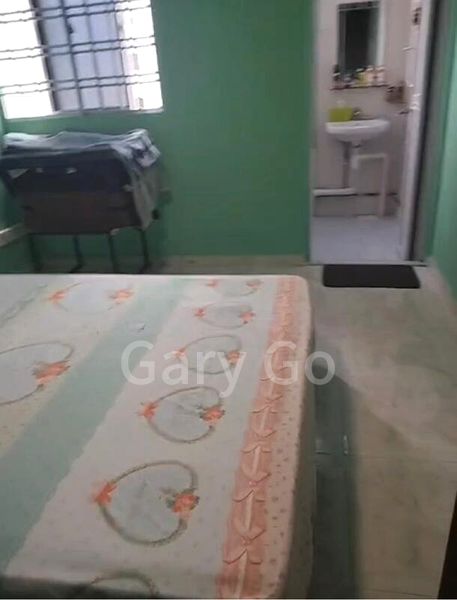 Common Room (HDB) for Rent in  219 Serangoon Avenue 4 - Image 5