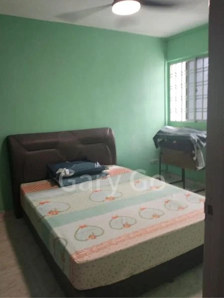 Common Room (HDB) for Rent in  219 Serangoon Avenue 4 - Image 1