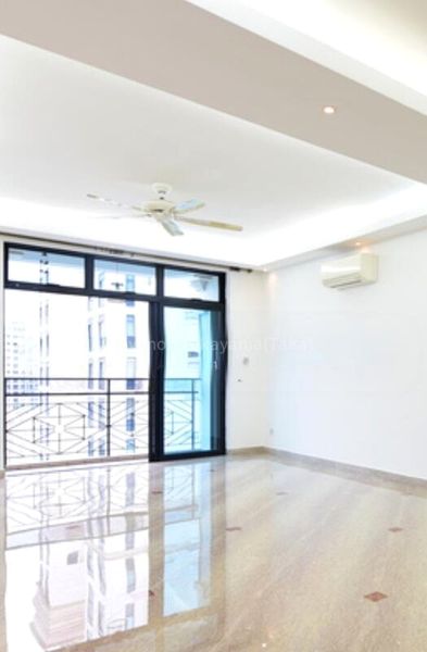 5 Bed Semi-Detached House (Landed) for Sale in  Loyang Valley - Image 4