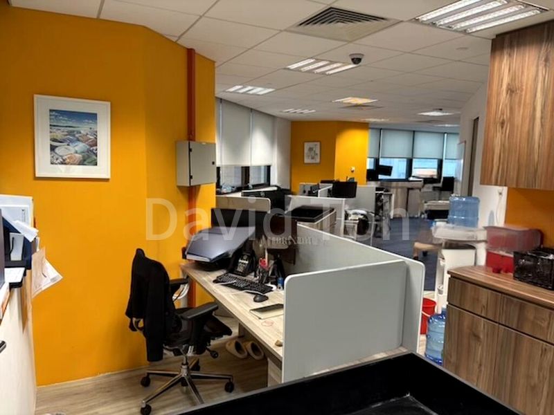 Office for Rent: Good-Class Fitted Office, Raffles Place - Image 6