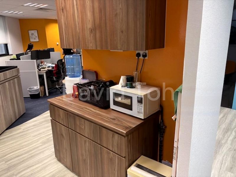 Office for Rent: Good-Class Fitted Office, Raffles Place - Image 1