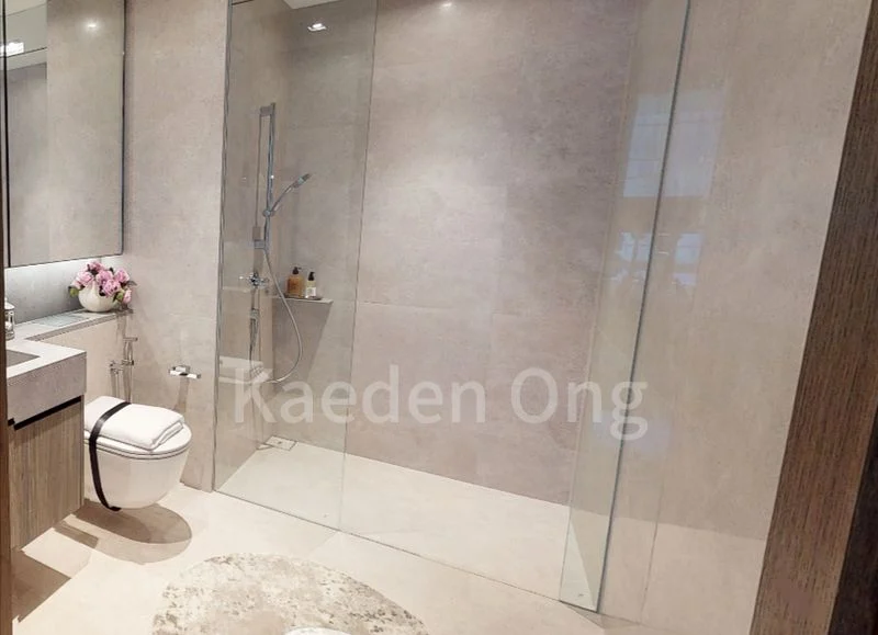 4+1 Bed Apartment (Condo) for Sale in Canninghill Piers / Canninghill Square - Image 5