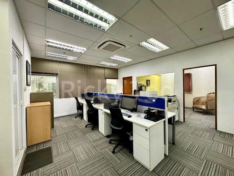 Light Industrial (B1) for Rent: Wcega Tower - Image 7