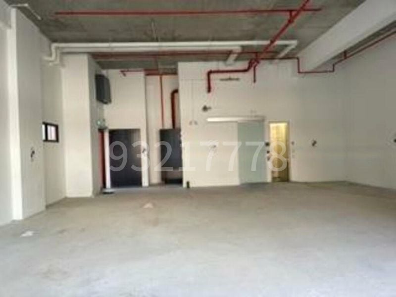 Light Industrial (B1) for Sale: Space 18 - Image 5