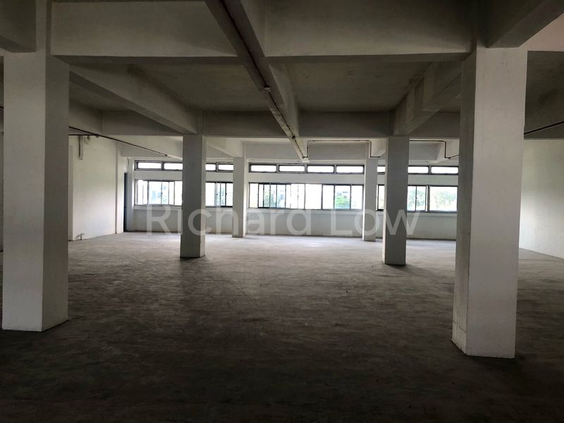 Light Industrial (B1) for Rent in  Ang Mo Kio Avenue 5 - Image 8