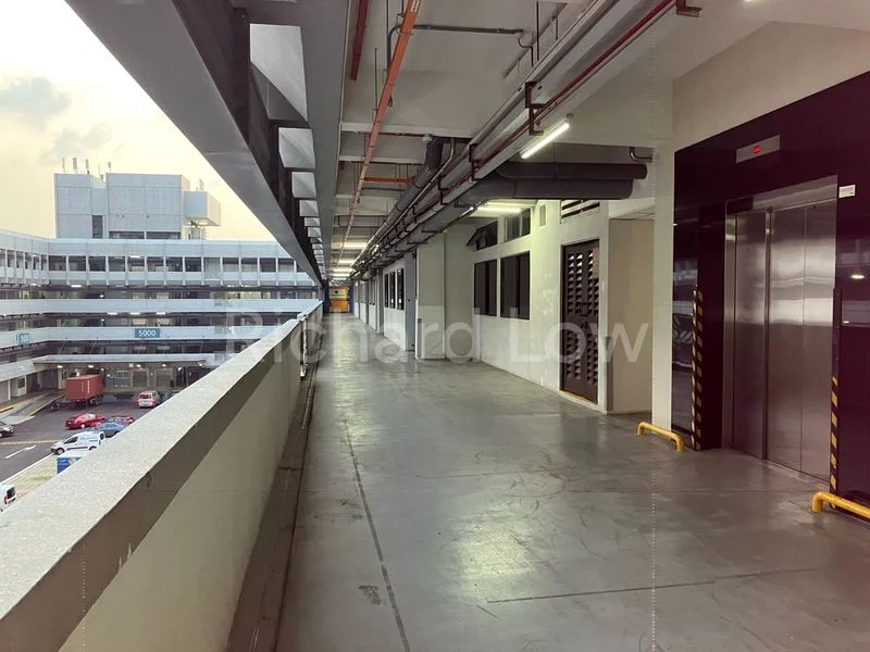 Light Industrial (B1) for Rent in  Ang Mo Kio Avenue 5 - Image 16