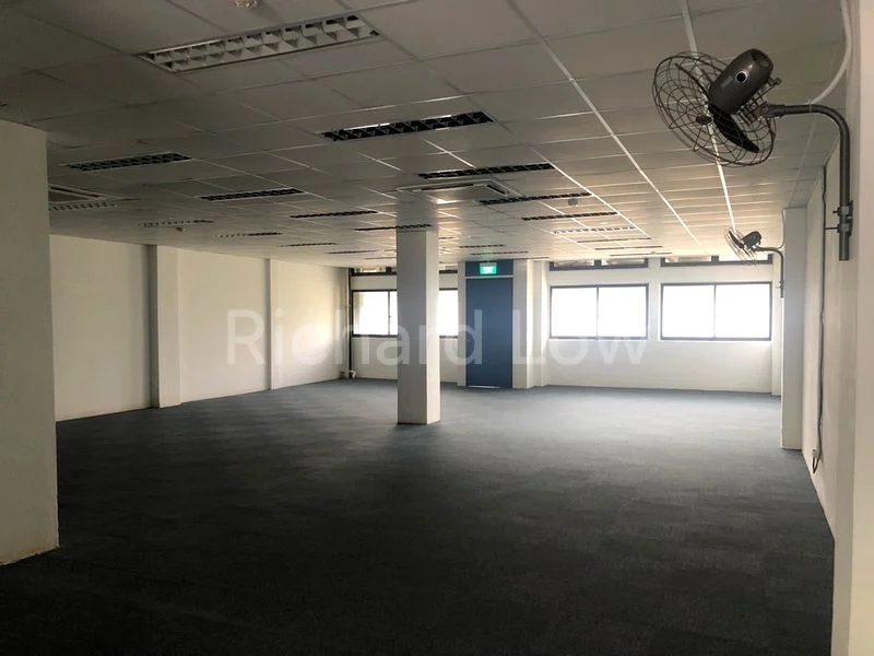 Light Industrial (B1) for Rent in  Ang Mo Kio Avenue 5 - Image 5