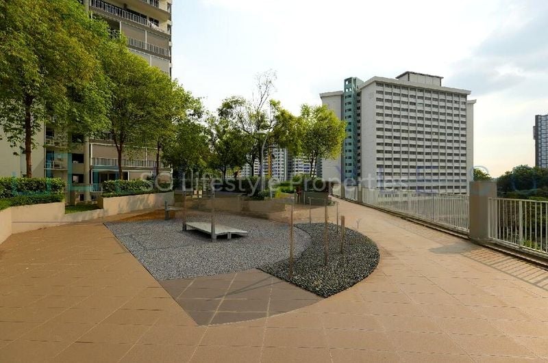 4 Bed Executive Condo for Sale in Lake Life - Image 4