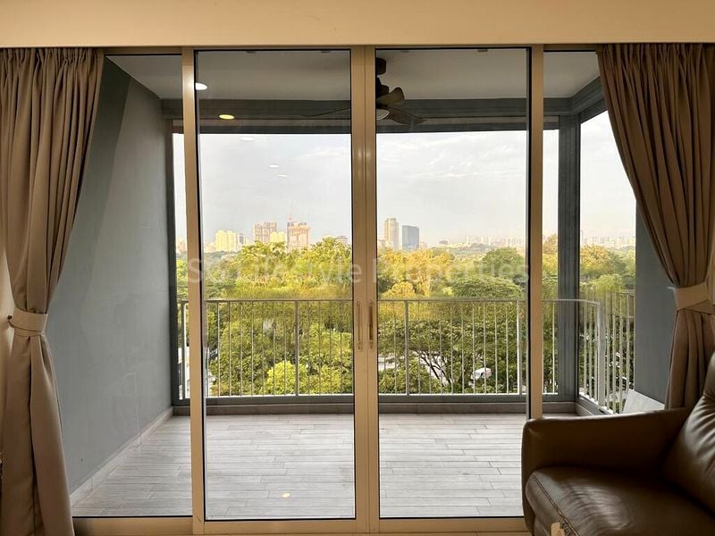 4 Bed Executive Condo for Sale in Lake Life - Image 1