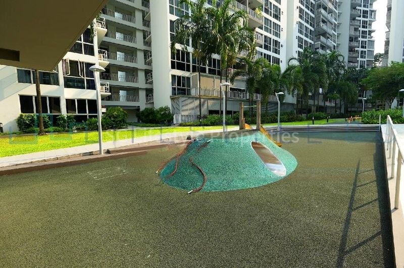 4 Bed Executive Condo for Sale in Lake Life - Image 8