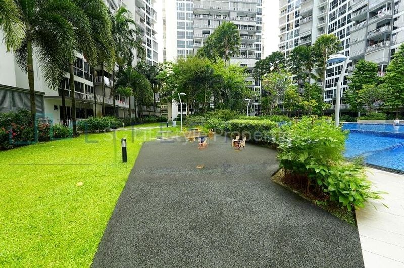 4 Bed Executive Condo for Sale in Lake Life - Image 5