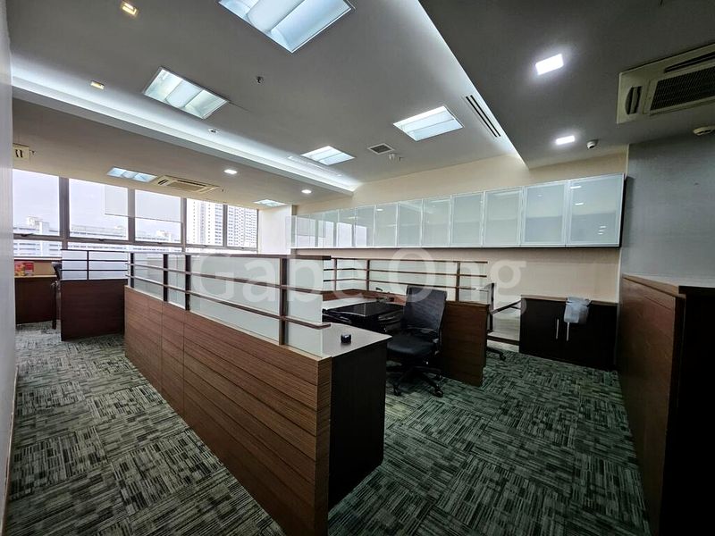 Light Industrial (B1) for Rent: Cendex Centre - Image 12